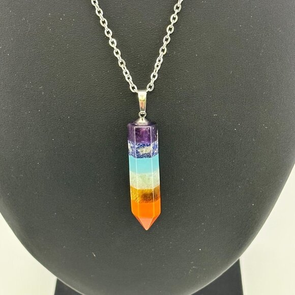 7 Chakra Stone Bullet Point Necklace NWT - Picture 7 of 10